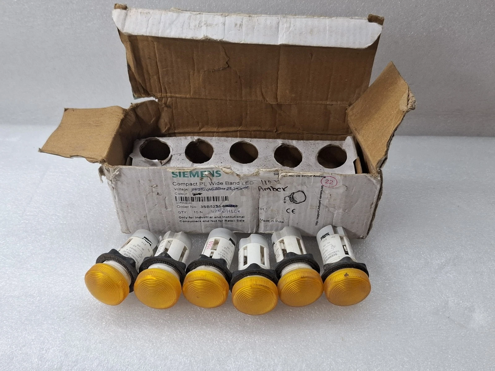 LOT OF 6PCS SIEMENS COMPACT PL WIDE BAND LED YELLOW